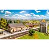 Faller H0 Bahnhof Susch mit Schalthaus, Toilette und Brunnen
