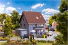 Faller H0 Monatsmodell Januar - Zweifamilienhaus