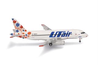 Herpa 1:200 UTair Express Sukhoi Superjet 100, RA-89033