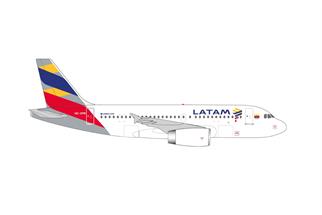 Herpa 1:500 LATAM Airlines Airbus A319, Ecuador Flag Livery, HC-CPR