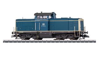 Märklin H0 (AC Sound) DB Diesellok BR 211, blau/beige, Ep. IV